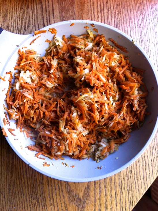 zanahorias, manzana, especias, paleo, primal, comida de verdad