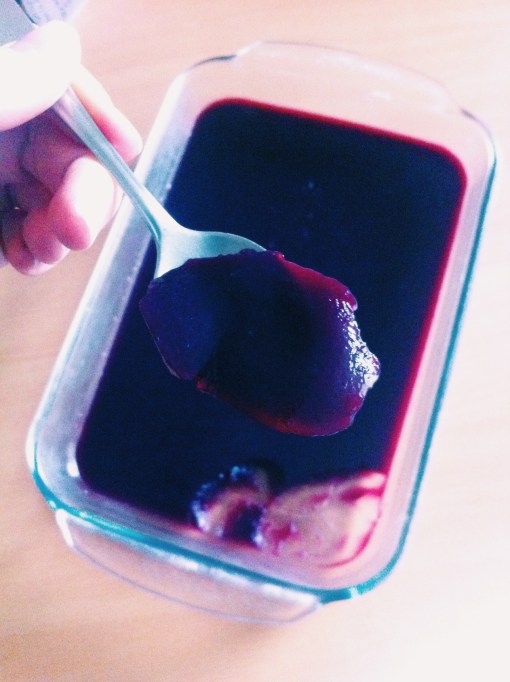 gelatina de berries, hierba buena y jengibre. Paleo, sin gluten, sin granos, sin azúcares agregados, AIP, protocolo auto inmune, gut health