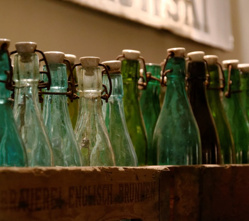 Como hacer la segunda fermentación de la kombucha, usando frutas y hierbas